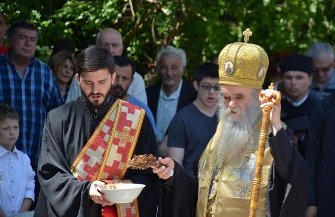 Amfilohije: Zapanjujuće je proglašavati duhovnog vođu okupatorom Amfilohije: Zapanjujuće je proglašavati duhovnog vođu okupatorom