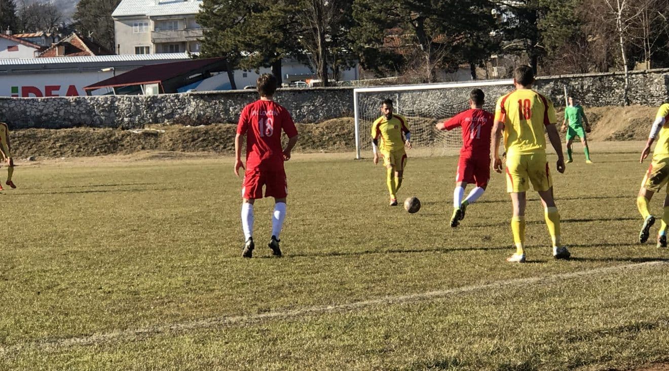 Mladost vjeruje u čudo Mladost vjeruje u čudo