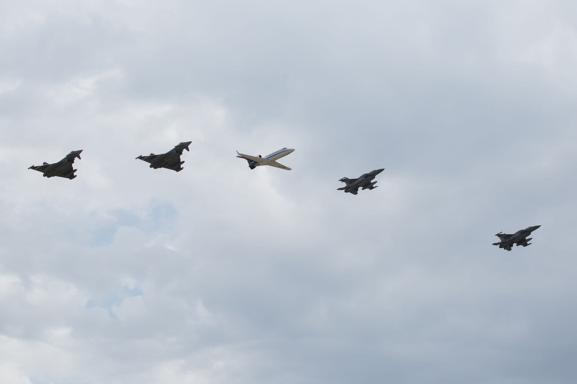 Uljez prizemljen, nebo zaštićeno Uljez prizemljen, nebo zaštićeno