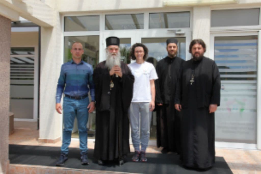 Mitropolija SPC uručila vrijednu donaciju Centru za dnevni boravak Mitropolija SPC uručila vrijednu donaciju Centru za dnevni boravak