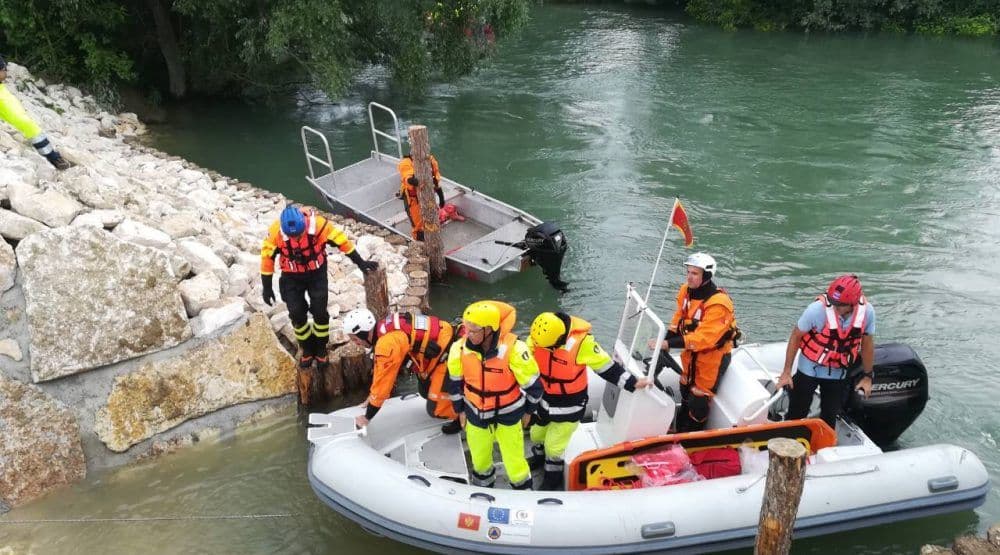 Crnogorski tim za spašavanje od poplava na međunarodnoj vježbi u Italiji Crnogorski tim za spašavanje od poplava na međunarodnoj vježbi u Italiji