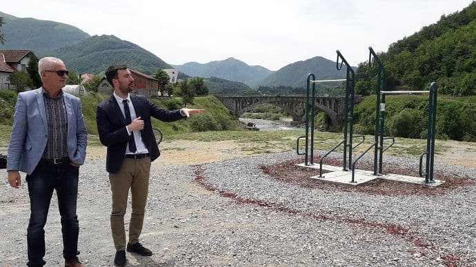 Mojkovčani dobili prvu gradsku teretanu na otvorenom Mojkovčani dobili prvu gradsku teretanu na otvorenom