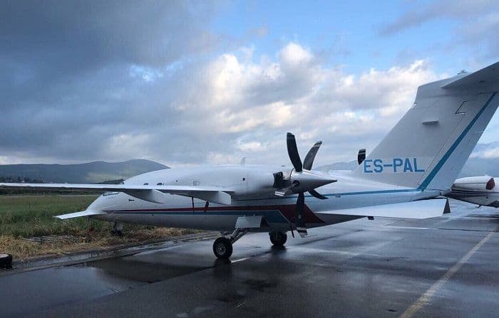 Nevrijeme napravilo štetu na Aerodromu Tivat (FOTO) Nevrijeme napravilo štetu na Aerodromu Tivat (FOTO)