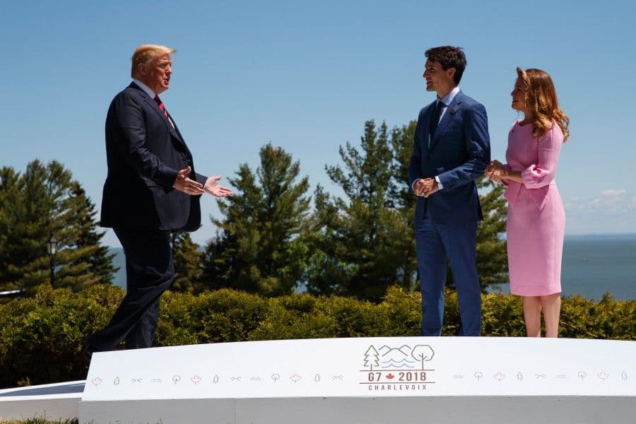 Trudo zabio nož u leđa SAD-u Trudo zabio nož u leđa SAD-u