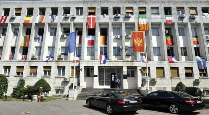 Uzimali veće stanove, plaćali u kešu Uzimali veće stanove, plaćali u kešu