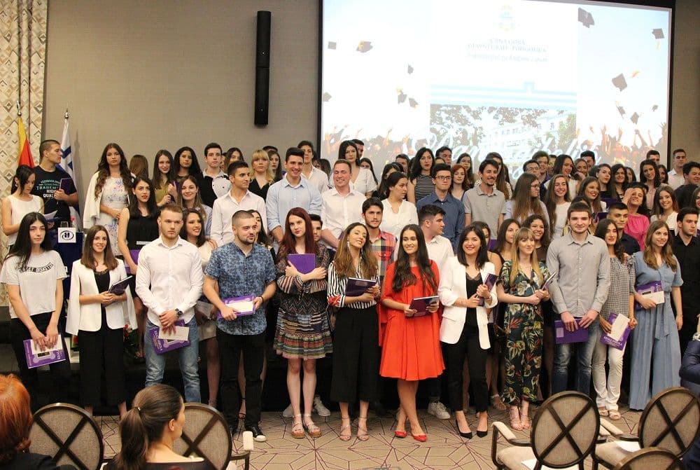 Zaslužili poštovanje Zaslužili poštovanje