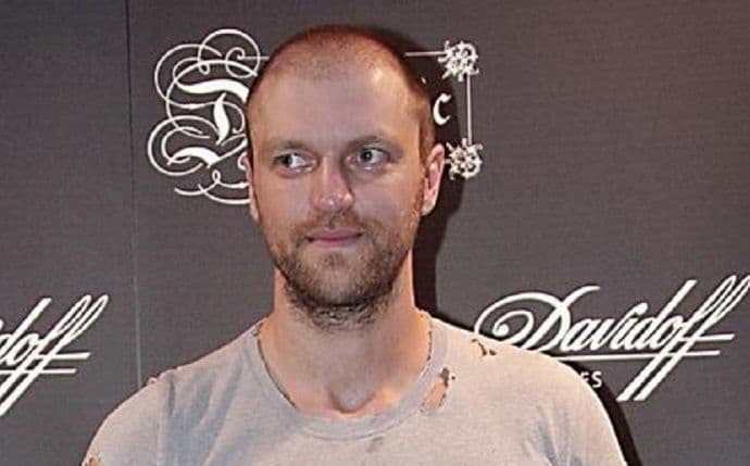 Policija sumnjiči Darka Kostića za napastvovanje još jednog mladića Policija sumnjiči Darka Kostića za napastvovanje još jednog mladića