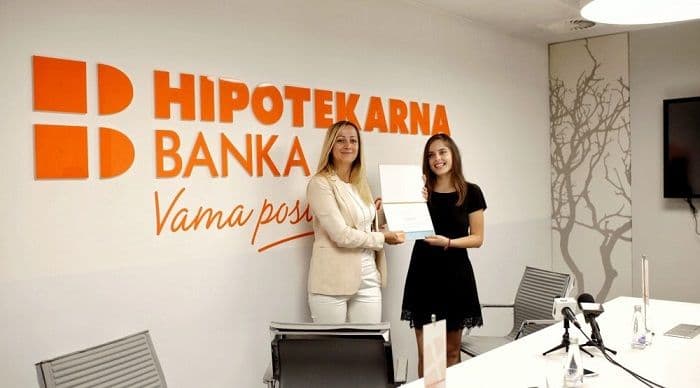 Nina ide na Oksford, skupljen novac Nina ide na Oksford, skupljen novac