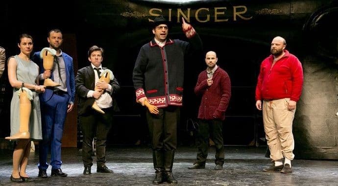 Zbog loših vremenskih uslvoa predstava Olivera Frljića izvešće se u Domu kulture Zbog loših vremenskih uslvoa predstava Olivera Frljića izvešće se u Domu kulture