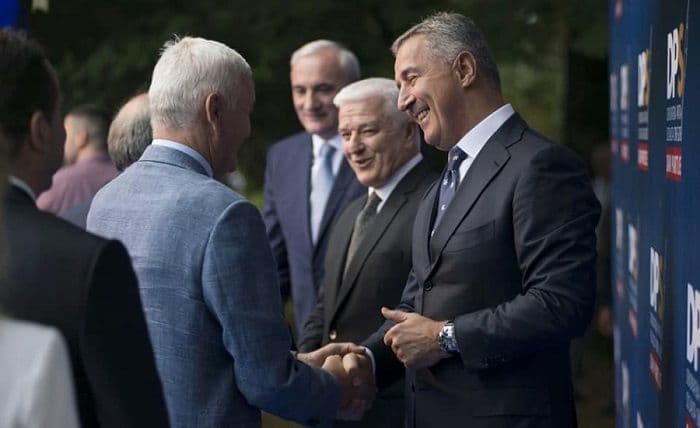 Đukanović: DPS proevropski, kičma opozicije beznadežno savijena Đukanović: DPS proevropski, kičma opozicije beznadežno savijena