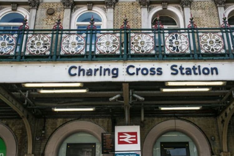 BRITANIJA: Uhapšen muškarac koji je prijetio bombom BRITANIJA: Uhapšen muškarac koji je prijetio bombom