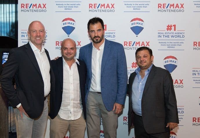 Najveća svjetska agencija za nekretnine počela sa poslovanjem i u Crnoj Gori Najveća svjetska agencija za nekretnine počela sa poslovanjem i u Crnoj Gori