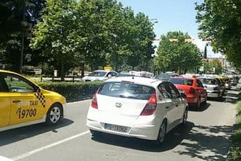 Taksisti moraju imati registar kase, od 1. februara intenzivne kontrole Taksisti moraju imati registar kase, od 1. februara intenzivne kontrole