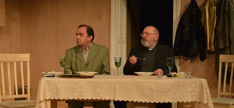 Predstava "Moj djeda je aut" na Barskom ljetopisu Predstava "Moj djeda je aut" na Barskom ljetopisu