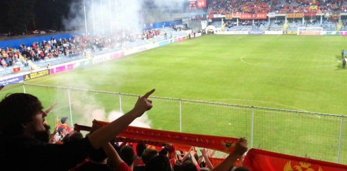 Policija snima utakmicu Crna Gora-Bjelorusija Policija snima utakmicu Crna Gora-Bjelorusija