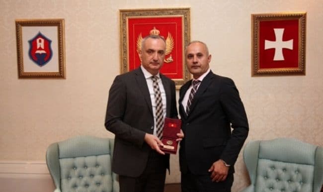 Prijestonica Cetinje i Univerzitet Crne Gore potpisali Memorandum o saradnji Prijestonica Cetinje i Univerzitet Crne Gore potpisali Memorandum o saradnji