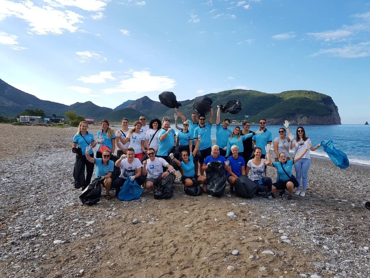 ‘Beach clean up’ - zajednička akcija čišćenja nezakupljenih djelova plaže u Buljarici ‘Beach clean up’ - zajednička akcija čišćenja nezakupljenih djelova plaže u Buljarici