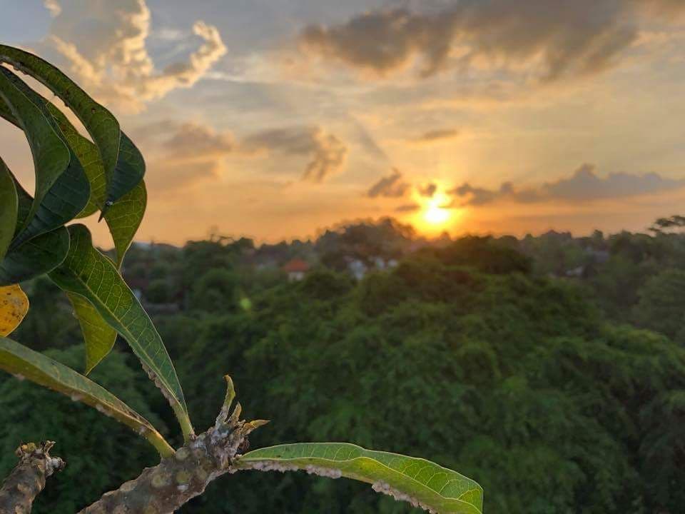 Sjutra toplo, moguć pljusak Sjutra toplo, moguć pljusak