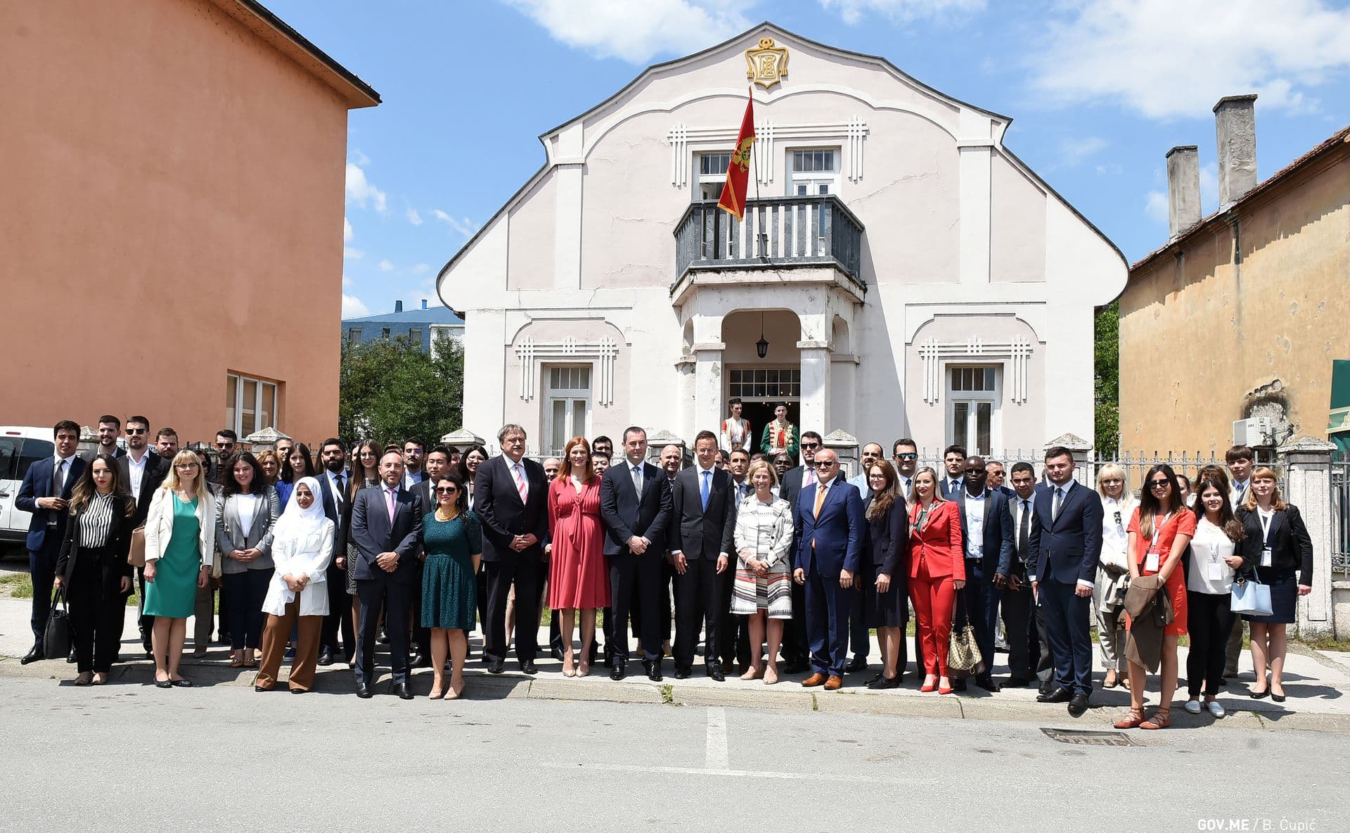 Otvorena 11. Ljetnja škola za mlade diplomate „Gavro Vuković“ Otvorena 11. Ljetnja škola za mlade diplomate „Gavro Vuković“