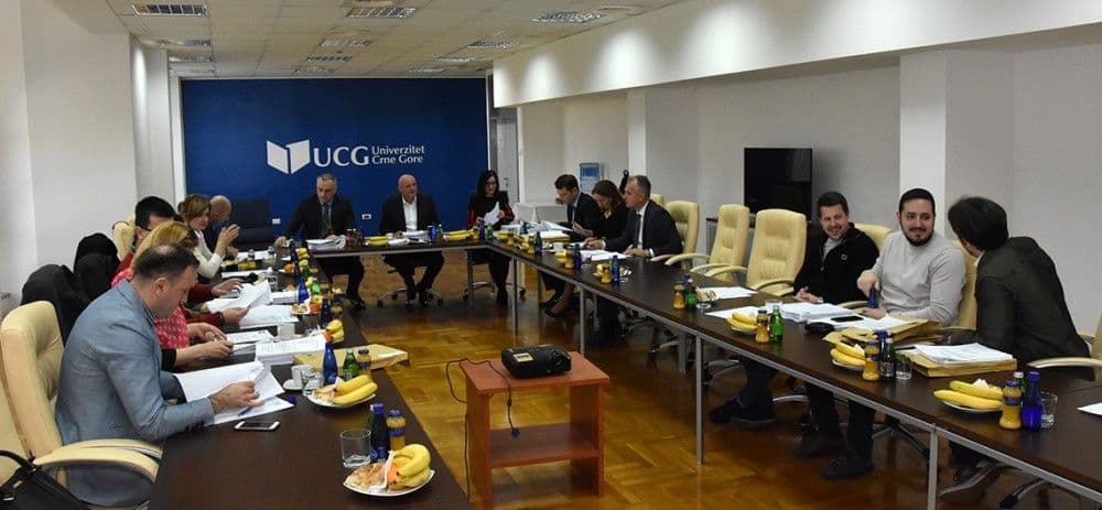 Na specijalističkim studijama 2.447 mjesta Na specijalističkim studijama 2.447 mjesta