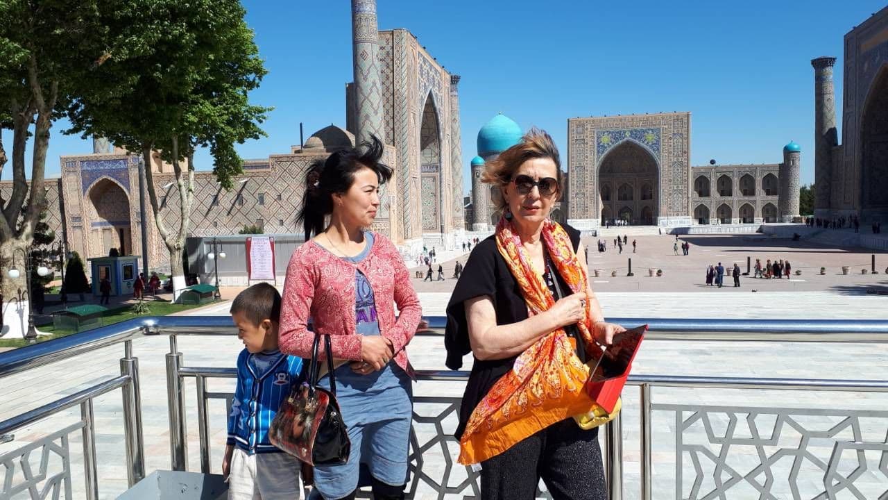 Zavodljivi Uzbekistan Zavodljivi Uzbekistan