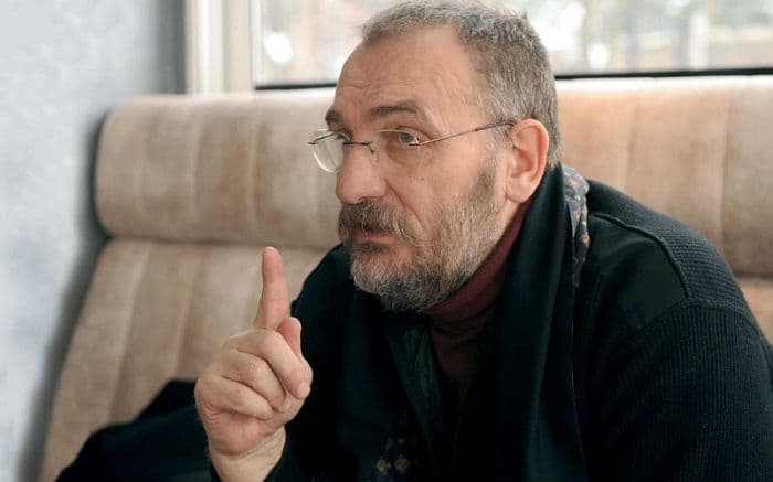 Operisan dramaturg i scenarista Siniša Kovačević Operisan dramaturg i scenarista Siniša Kovačević