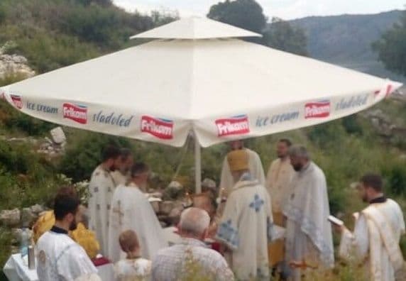 Ulcinj: Policija zabranila održavanje liturgije SPC na ostacima Hrama Svetog Jovana Ulcinj: Policija zabranila održavanje liturgije SPC na ostacima Hrama Svetog Jovana