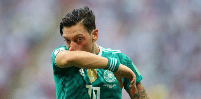 Ozil se povukao iz reprezentacije Njemačke Ozil se povukao iz reprezentacije Njemačke