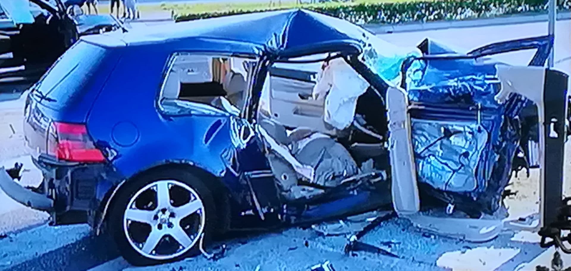 Mladić poginuo u udesu u Podgorici Mladić poginuo u udesu u Podgorici