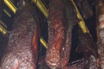 Hrvatska: Muškarac napao komšiju suvim mesom, policajce sjekirom