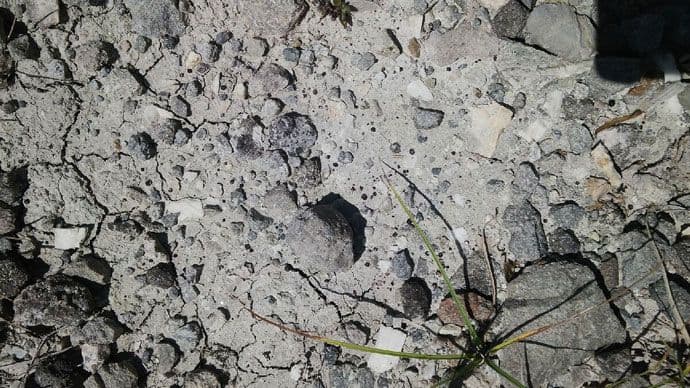 Nalazište poludragog kamena skriveno od vremena i ljudskih pogleda Nalazište poludragog kamena skriveno od vremena i ljudskih pogleda