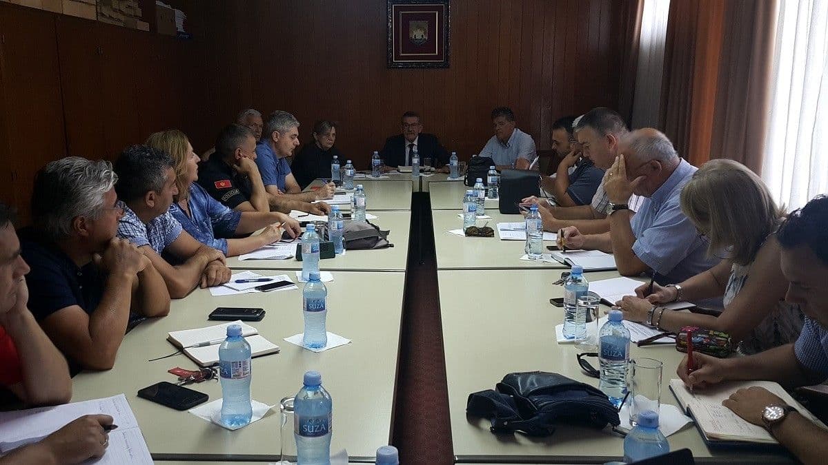 Naloženo službama da se moraju pridržavati i primjenjivati zakonske propise Naloženo službama da se moraju pridržavati i primjenjivati zakonske propise