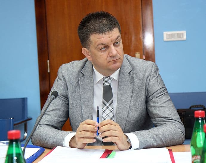 Iseljenici u Crnu Goru šalju 400 miliona eura godišnje Iseljenici u Crnu Goru šalju 400 miliona eura godišnje