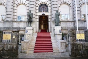 Konkurs za sufinansiranje projekata i programa iz oblasti kreativnih industrija i naučnih istraživanja Konkurs za sufinansiranje projekata i programa iz oblasti kreativnih industrija i naučnih istraživanja