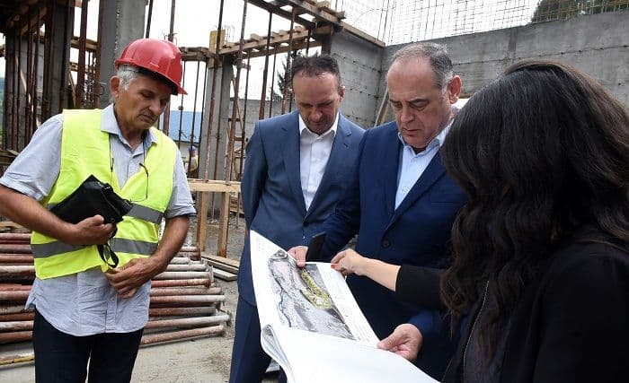 Simović: Kuća voća i nova fabrika vode dodatni impuls razvoju opštine i sjevera Simović: Kuća voća i nova fabrika vode dodatni impuls razvoju opštine i sjevera