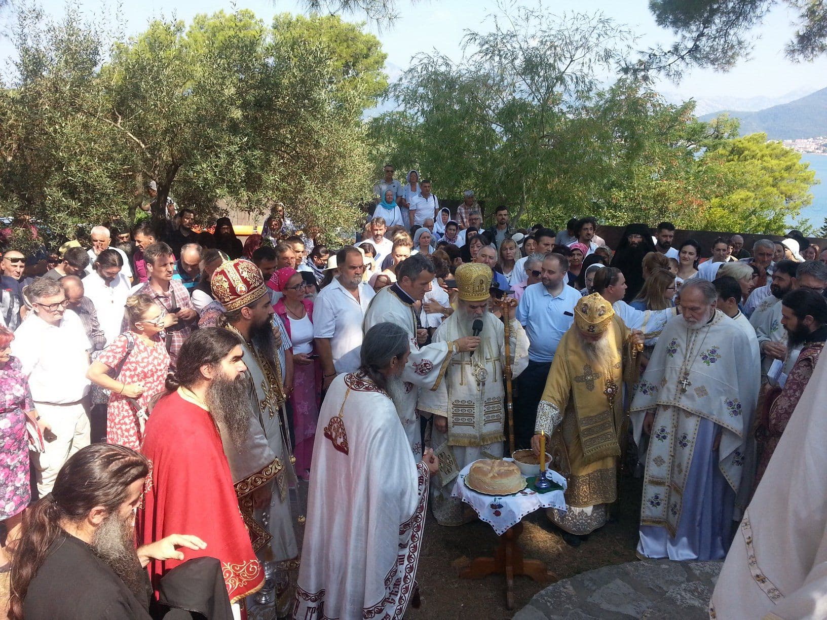 Amfilohije: Proslavićemo 800 godina od uspostavljanja SPC i Zetske episkopije Amfilohije: Proslavićemo 800 godina od uspostavljanja SPC i Zetske episkopije