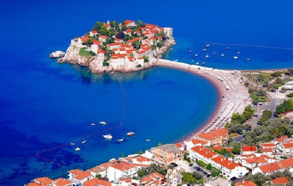 U Crnoj Gori 140 hiljada turista U Crnoj Gori 140 hiljada turista