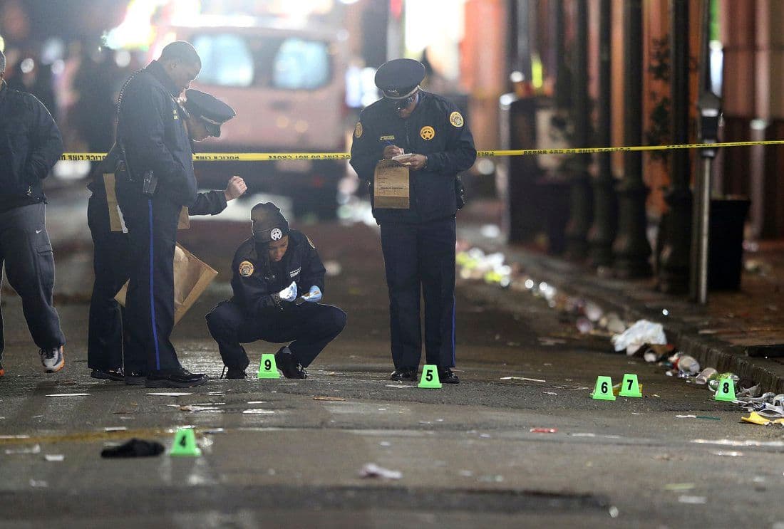 Pucnjava u američkom tržnom centru, troje mrtvih Pucnjava u američkom tržnom centru, troje mrtvih