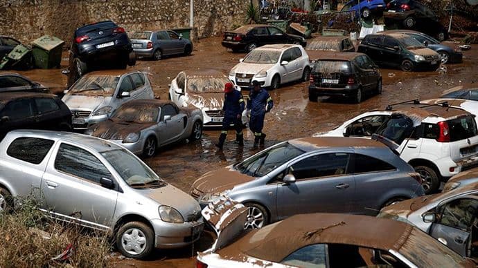 Nakon požara, u Atini obilne kiše i poplave Nakon požara, u Atini obilne kiše i poplave