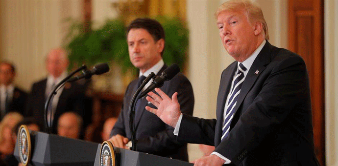 Tramp pohvalio “čvrst stav” Italije prema migrantima Tramp pohvalio “čvrst stav” Italije prema migrantima