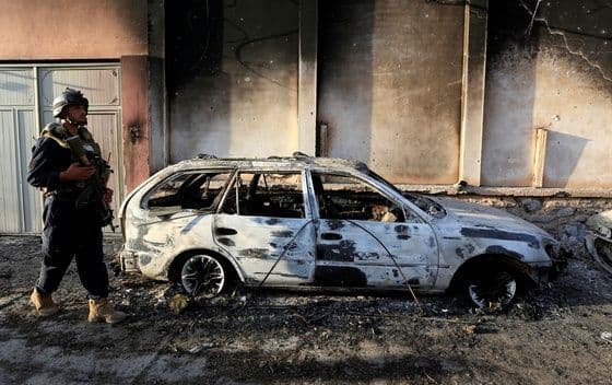 U napadu na vladinu zgradu u Avganistanu ubijeno najmanje 15 ljudi U napadu na vladinu zgradu u Avganistanu ubijeno najmanje 15 ljudi