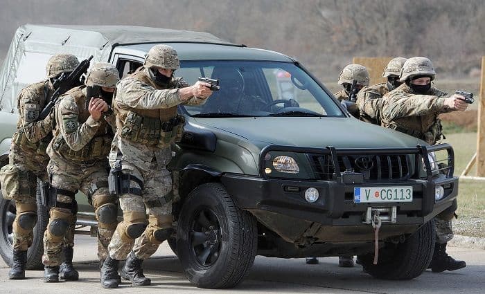 Crnogorski vojnici u novembru idu u misiju KFOR na Kosovu Crnogorski vojnici u novembru idu u misiju KFOR na Kosovu