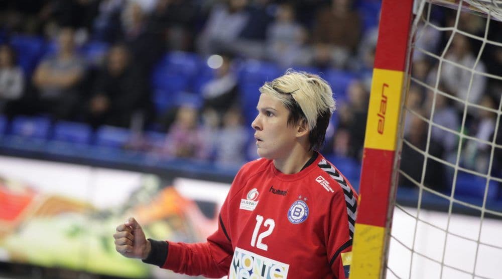 Darli pauzira oko pet sedmica Darli pauzira oko pet sedmica