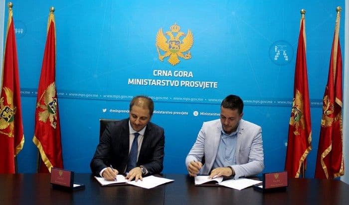 Počinje rekonstrukcija dvorišta i sportskih terena škole “Hajro Šahmanović” Počinje rekonstrukcija dvorišta i sportskih terena škole “Hajro Šahmanović”