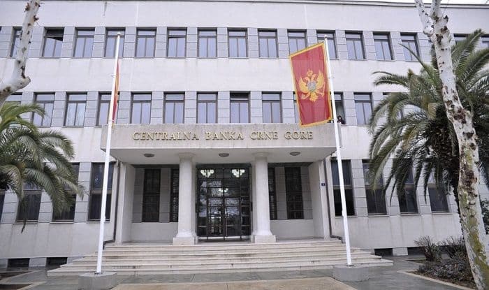 Duguju 636 miliona Duguju 636 miliona