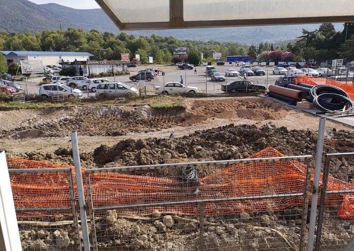 Počela izgradnja terminala za odlazeće putnike na Aerodromu Tivat Počela izgradnja terminala za odlazeće putnike na Aerodromu Tivat