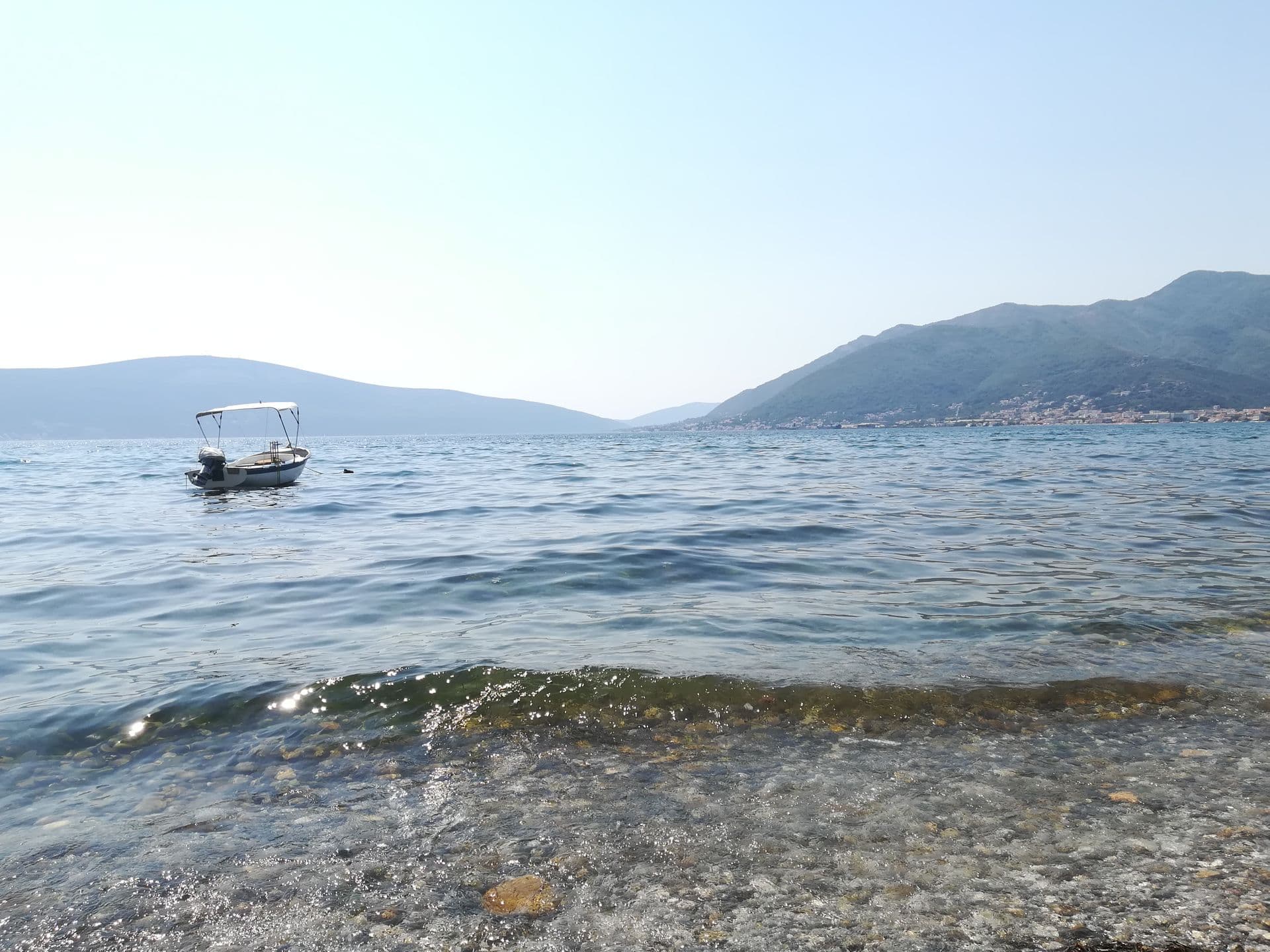 Danas sunčano i toplo, do 35 stepeni Danas sunčano i toplo, do 35 stepeni