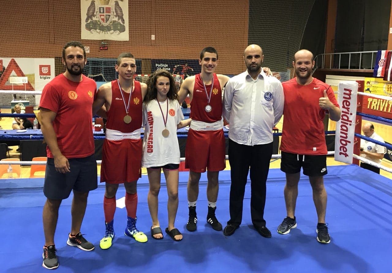 Dva zlata i srebro za crnogorske reprezentativce u Vrbasu Dva zlata i srebro za crnogorske reprezentativce u Vrbasu