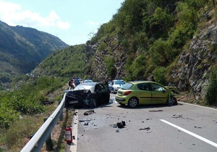 Dromira: Prekinut saobraćaj zbog udesa Dromira: Prekinut saobraćaj zbog udesa
