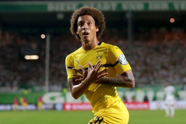 Vitsel slavio gol sa "orlom" na grudima (VIDEO) Vitsel slavio gol sa "orlom" na grudima (VIDEO)